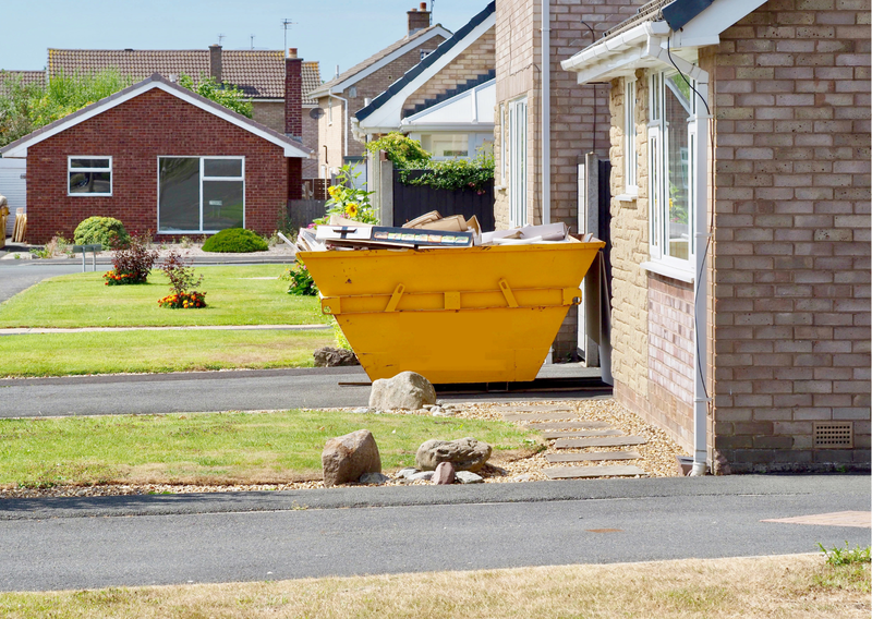 what are the best skip hire domain names to buy?
